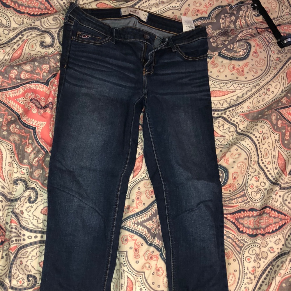 stretchy mid rise Hollister jeans